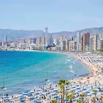 Piso 21 Unico A Pie De Playa En Esquina